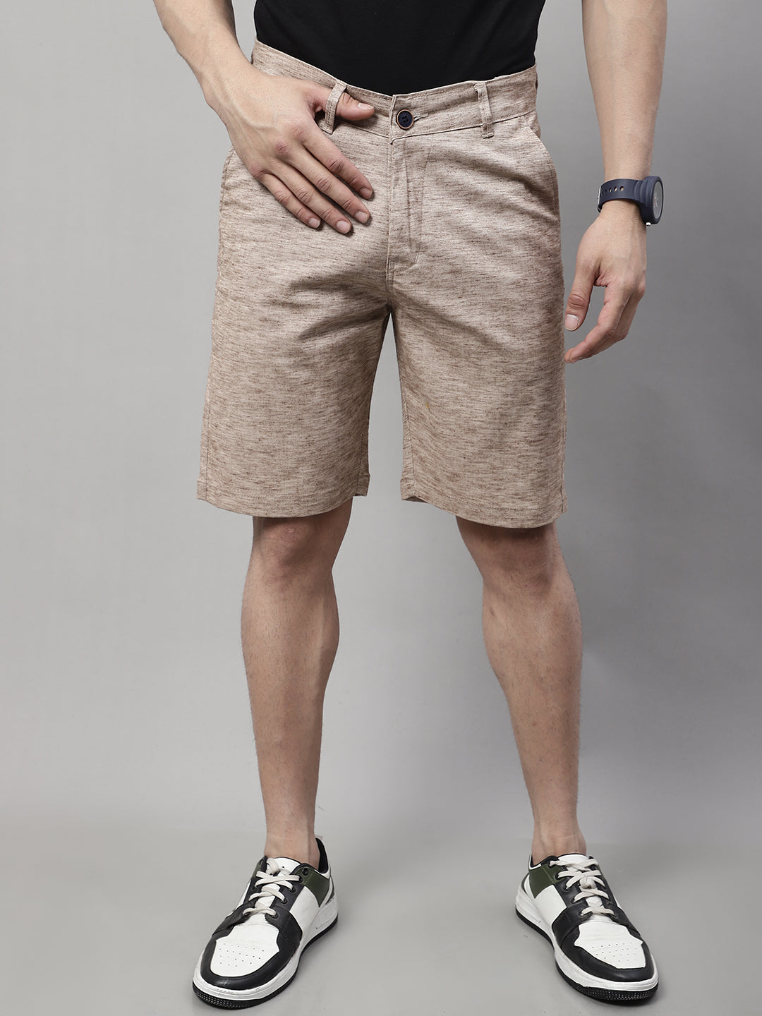 Trendsetting Men's Shorts - BROWN