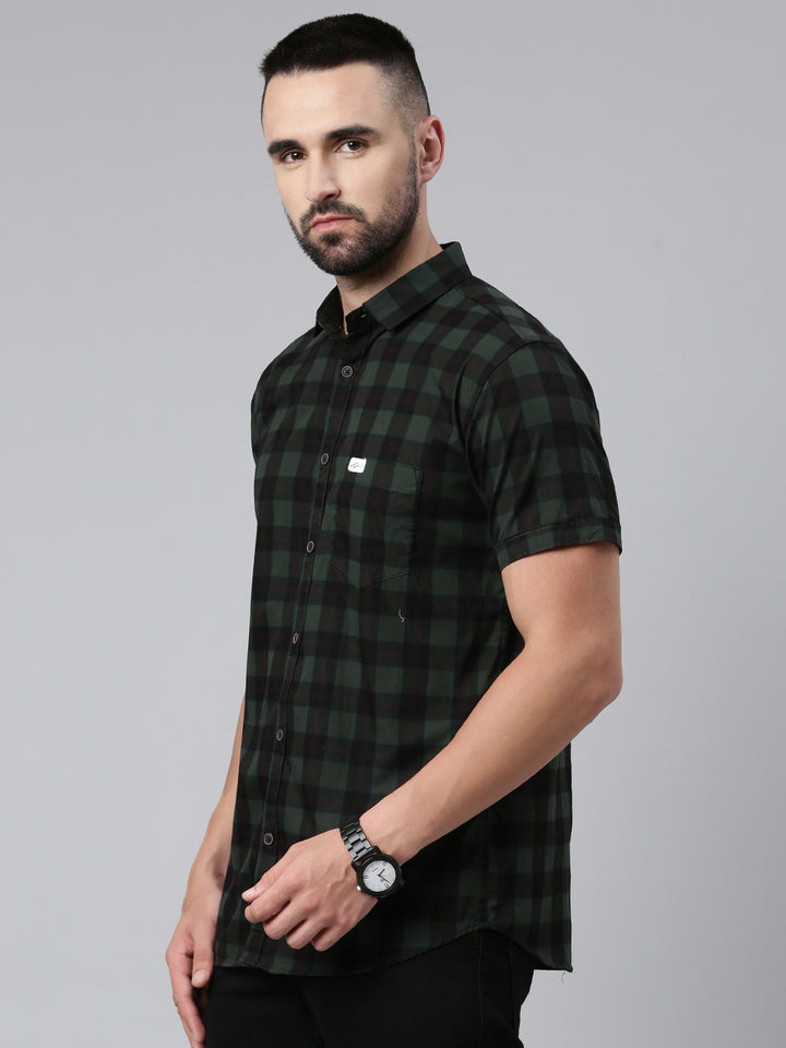 Half Sleeve Men's Casual Checkered Shirt - Bottle Green