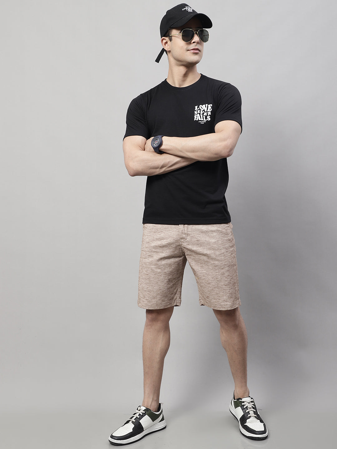 Trendsetting Men's Shorts - BROWN